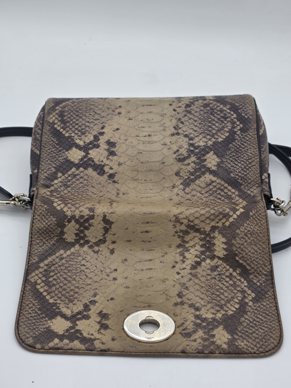 Snake-Embossed Shoulder Bag with Turn-Lock Closure - Picture 5 of 7